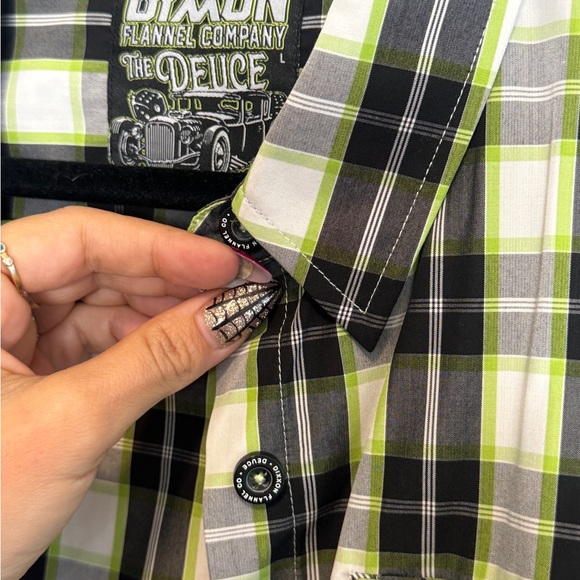DIXXON Men's Green Plaid Shirt - Picture 3 of 3
